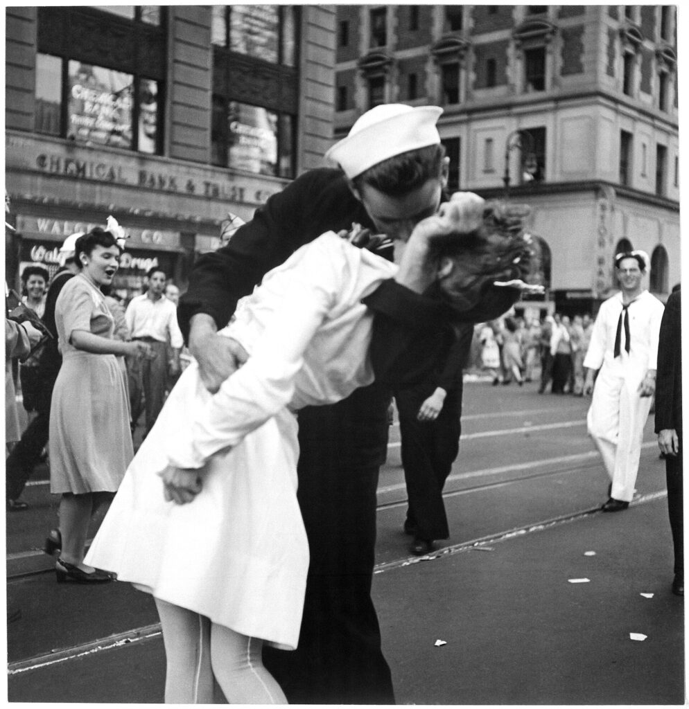 Sailor kissing a woman in Times Square on V-J Day, 1945